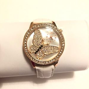 🔥4 Items for$25 Rose gold butterfly watch
